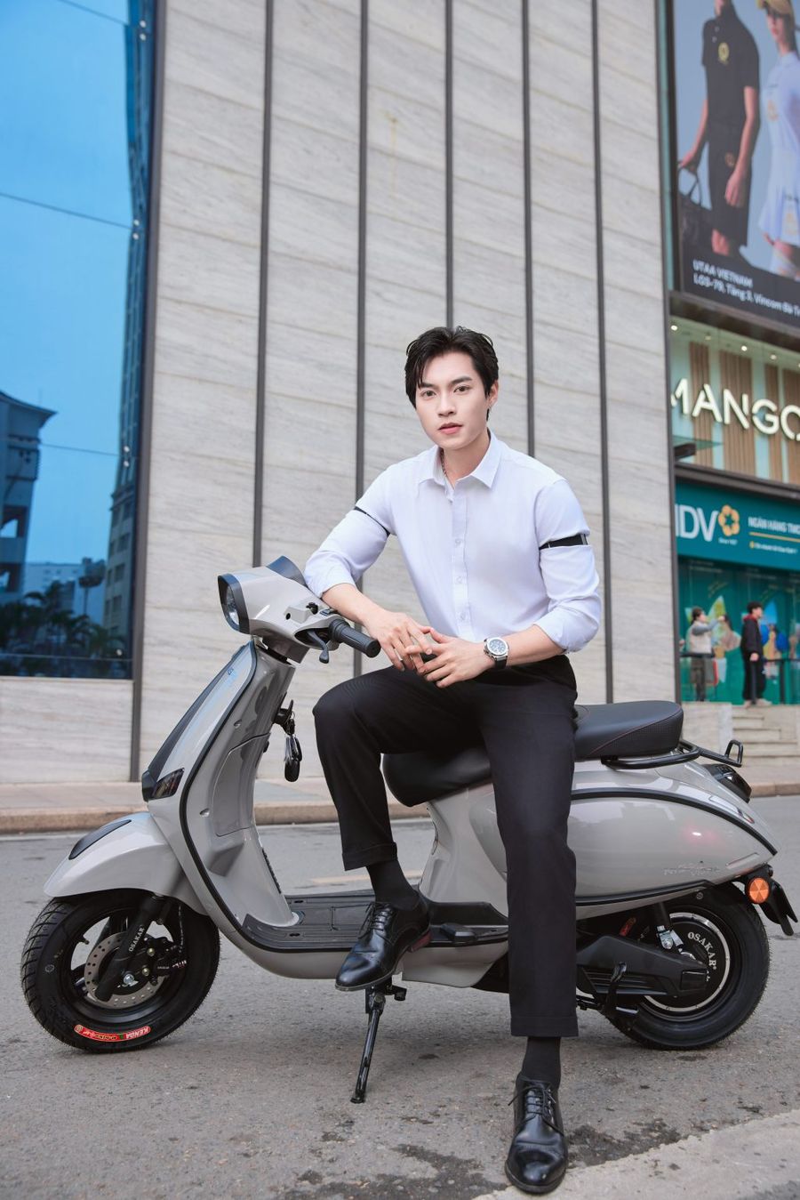 Ắc quy xe điện 20Ah sạc mấy tiếng? Một số lưu ý khi sạc Ắc quy xe điện 20Ah sạc mấy tiếng? Một số lưu ý khi sạc