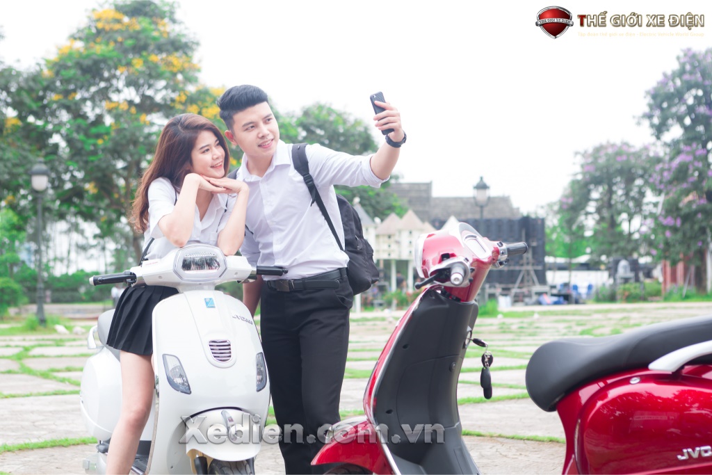 dau-hieu-nhan-biet-ac-quy-hong dau-hieu-nhan-biet-ac-quy-hong