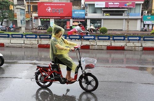 xe điện bao-quan-xe-dien-khi-gap-mua-3