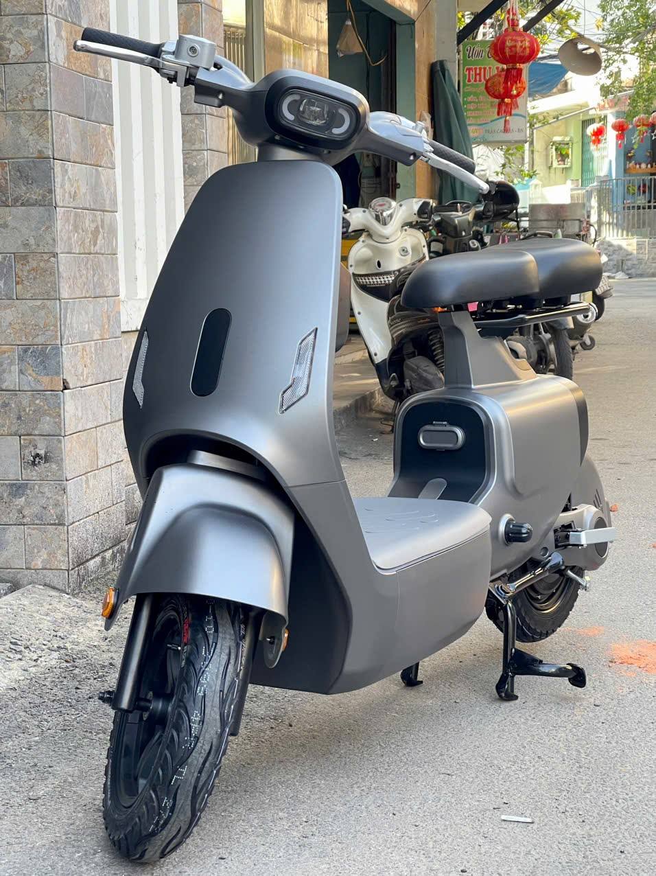 xe điện v1 xám xe điện v1 xám
