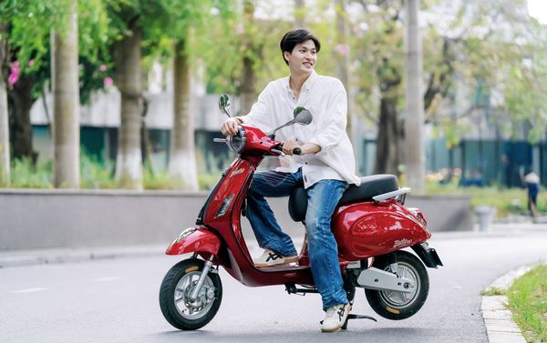 So sánh xe máy điện TAILG R51 và TAILG R52
