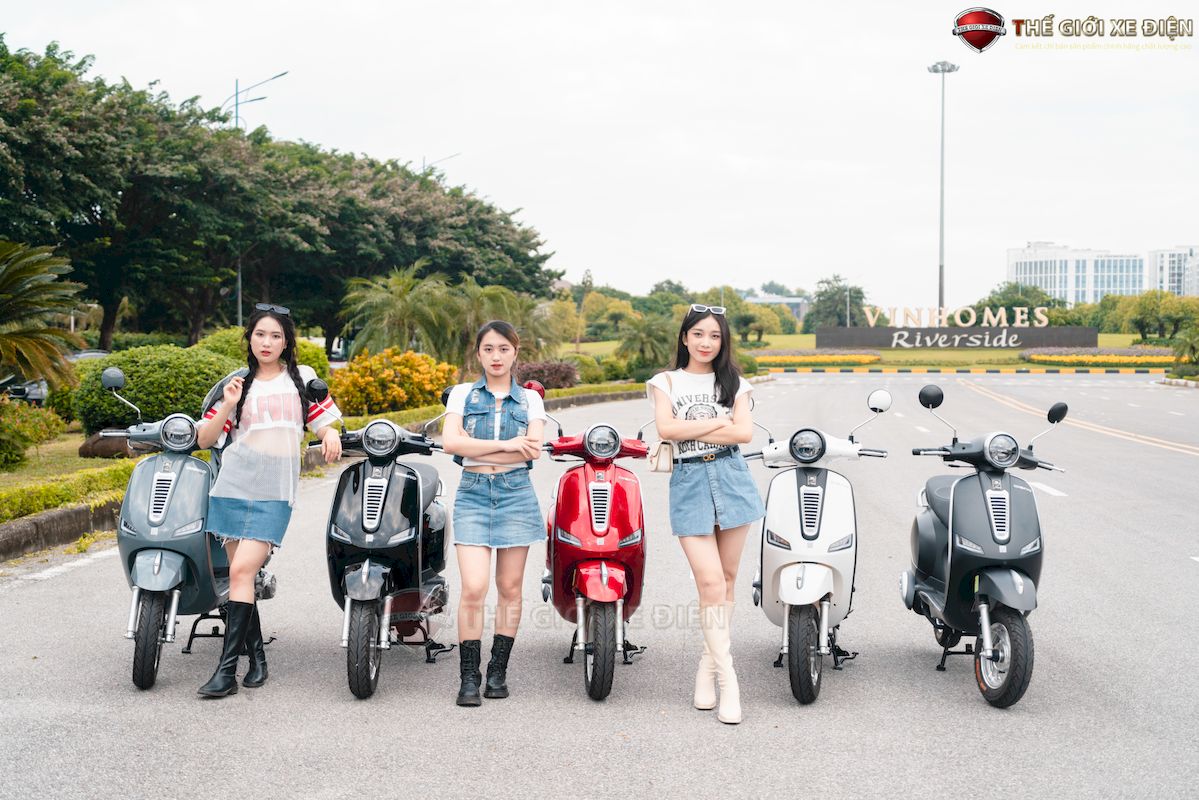 giá xe máy 50cc dáng Vespa 2025