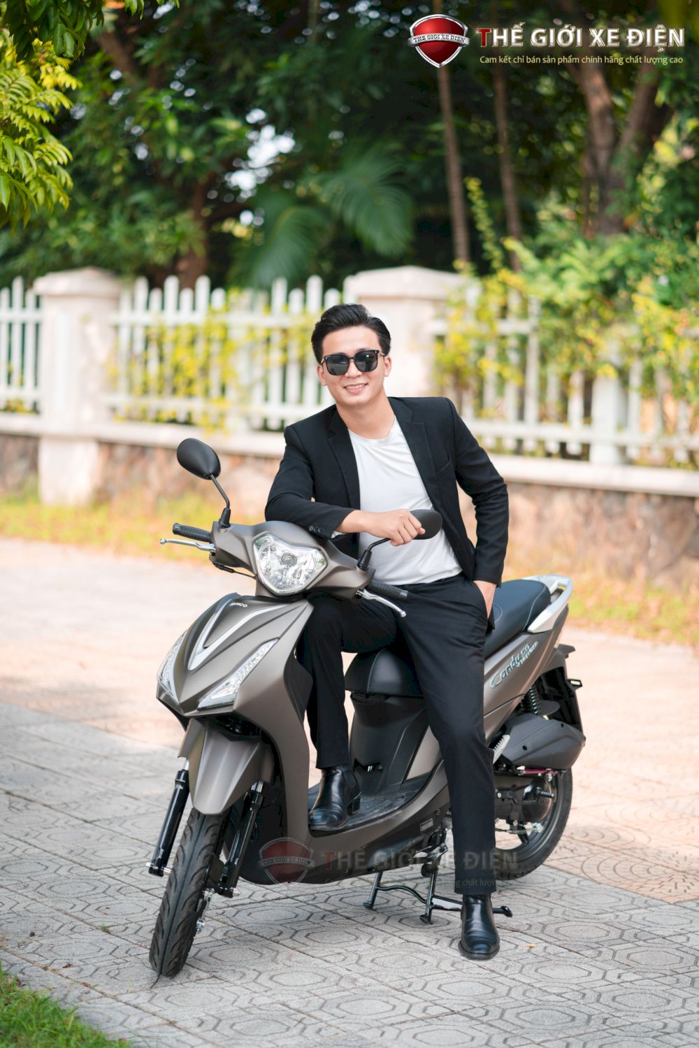 Cá tính, năng động cùng xe ga Kymco Hermosa 50cc Cá tính, năng động cùng xe ga Kymco Hermosa 50cc