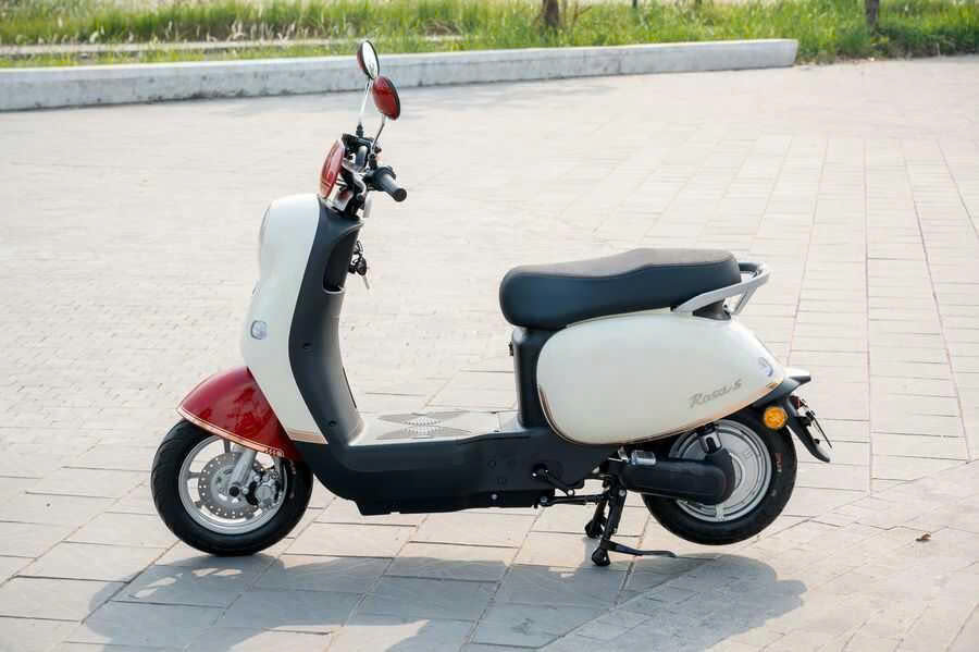 Mốc quan trọng khi chuyển đổi xanh, ch&iacute;nh phủ siết khung quản l&yacute; pin xe điện