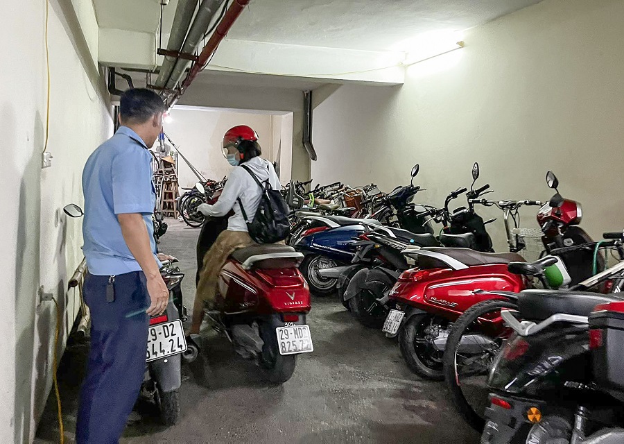 Khủng hoảng sạc xe điện: Áp lực lên từng căn nhà ống, căn hộ chung cư Khủng hoảng sạc xe điện: Áp lực lên từng căn nhà ống, căn hộ chung cư